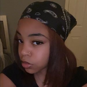 Meet your Posher, Sierra